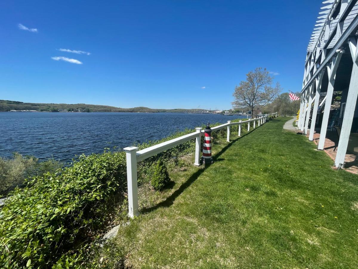 Waterfront Home With A View Groton Extérieur photo