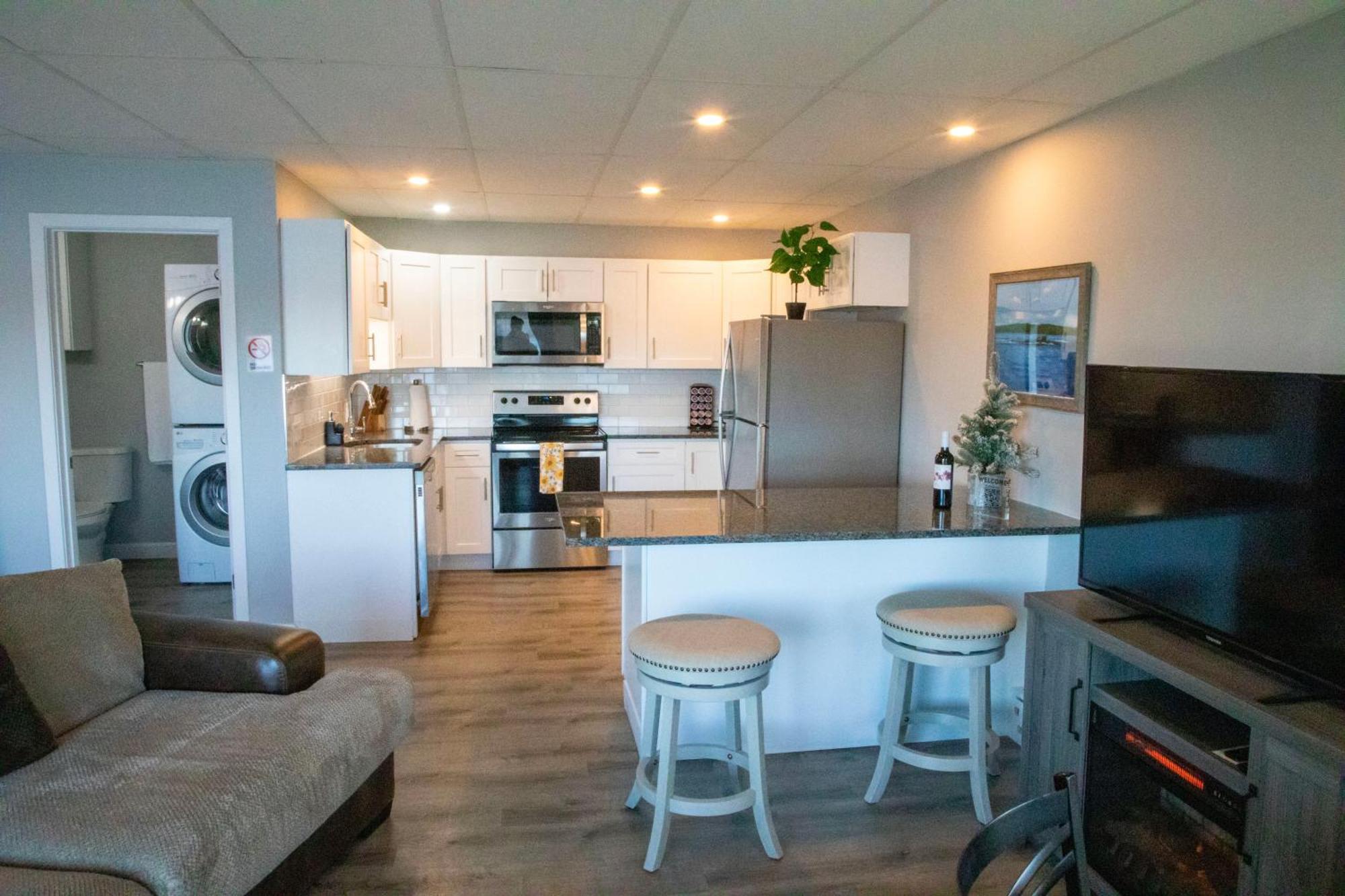 Waterfront Home With A View Groton Extérieur photo