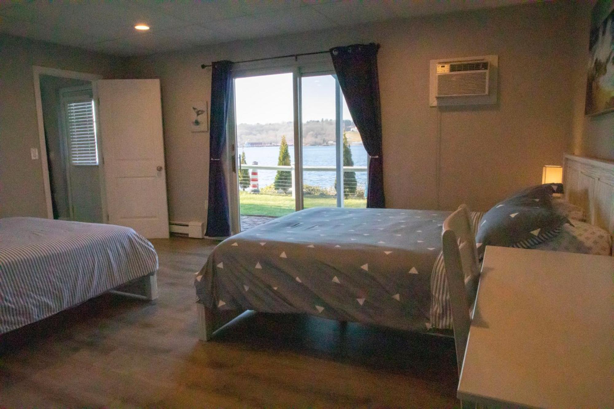 Waterfront Home With A View Groton Extérieur photo