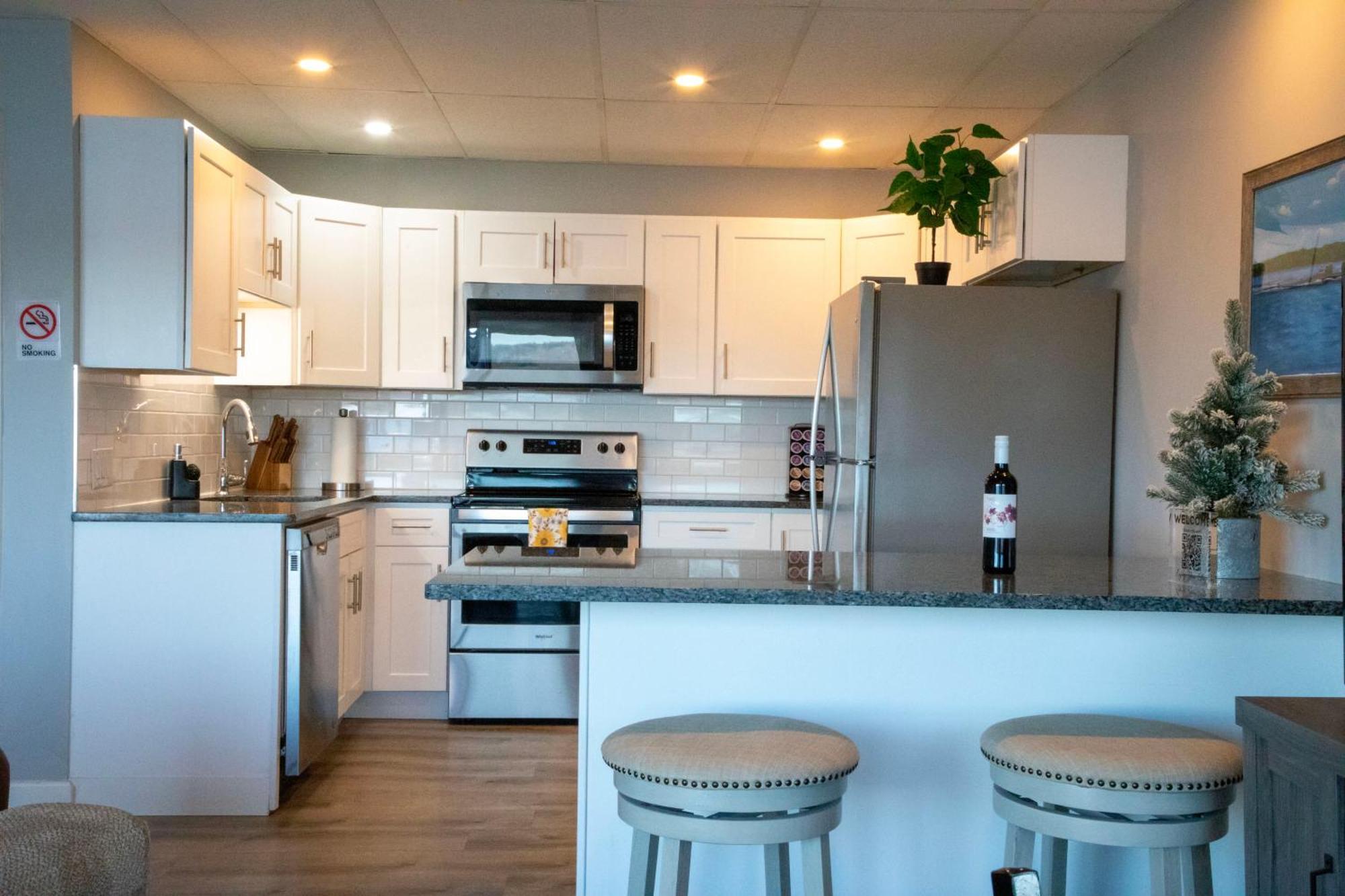 Waterfront Home With A View Groton Extérieur photo