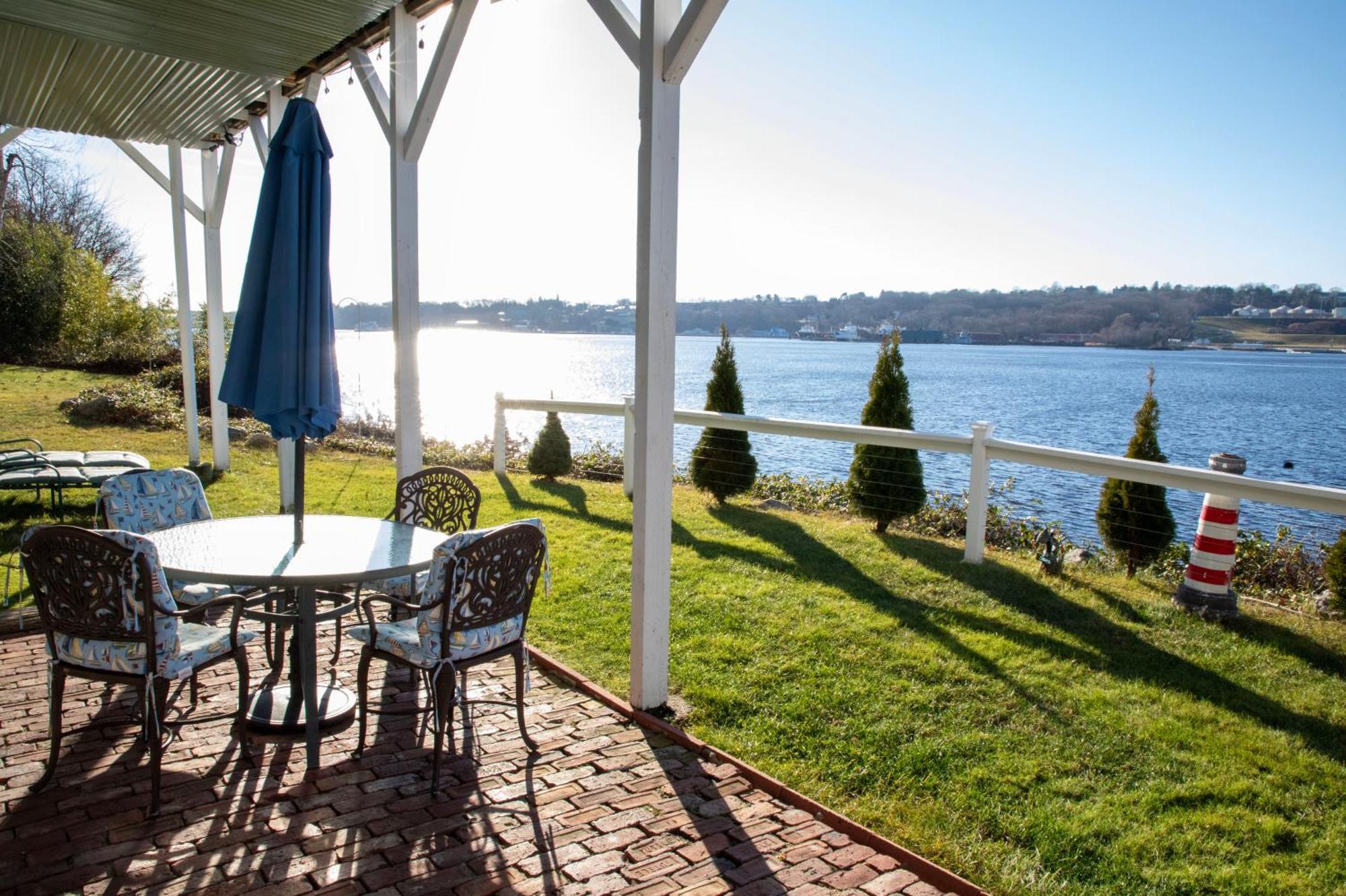 Waterfront Home With A View Groton Extérieur photo